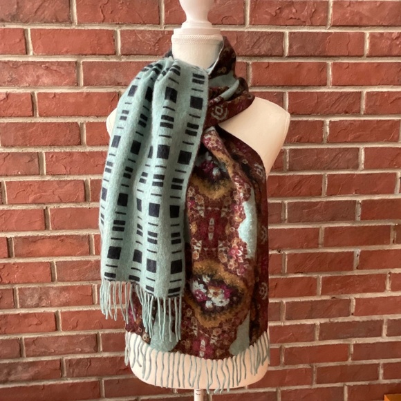Amicale Cashmere Reversible Fringed Floral Graphic Scarf 12”x68” NWOT - Picture 2 of 8